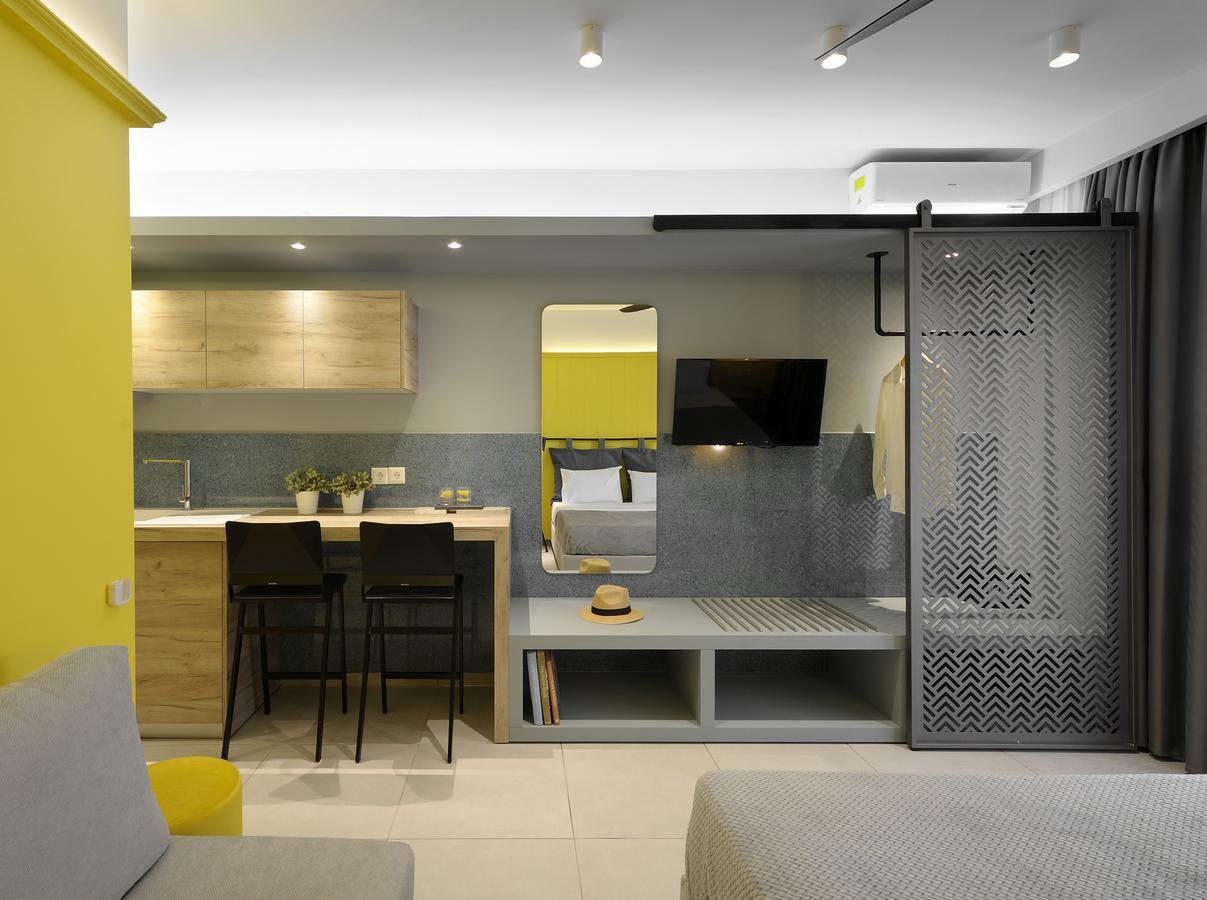 Castristudios نيكيتي المظهر الخارجي الصورة